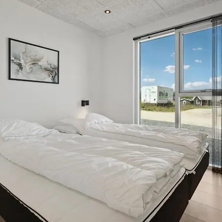 Holiday home In With Sauna Sjolund