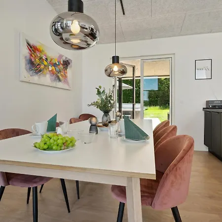 In With Sauna Prázdninový dům *