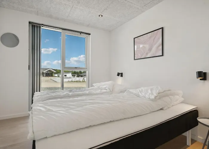 In With Sauna Sjolund